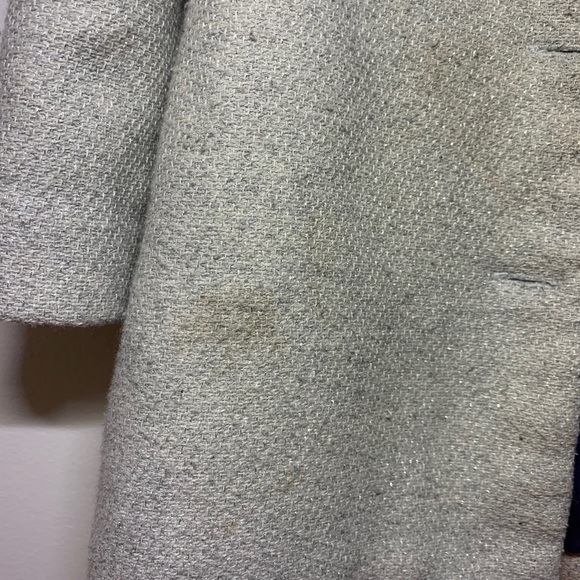 A Darling little girls Jacket - Picture 3 of 3